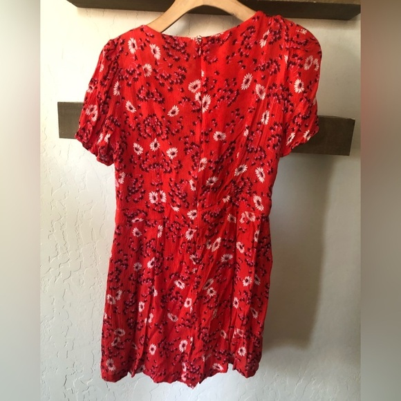 FREE PEOPLE|Vibrant red floral romper dress, mini dress•••peakaboo cutout detail - Picture 9 of 14